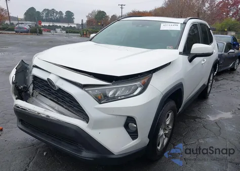 2019 Toyota Rav4 Xle from USA, damaged, VIN 2T3W1RFV2KC032320